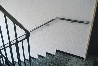 Flexo Handlauf an der Wandseite